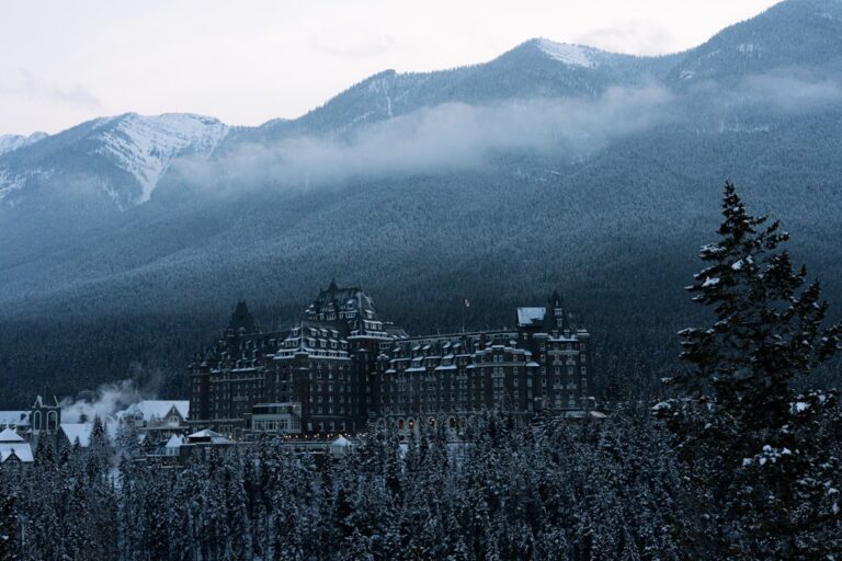 Your Ultimate Guide to Luxury Travel Destinations Worldwide